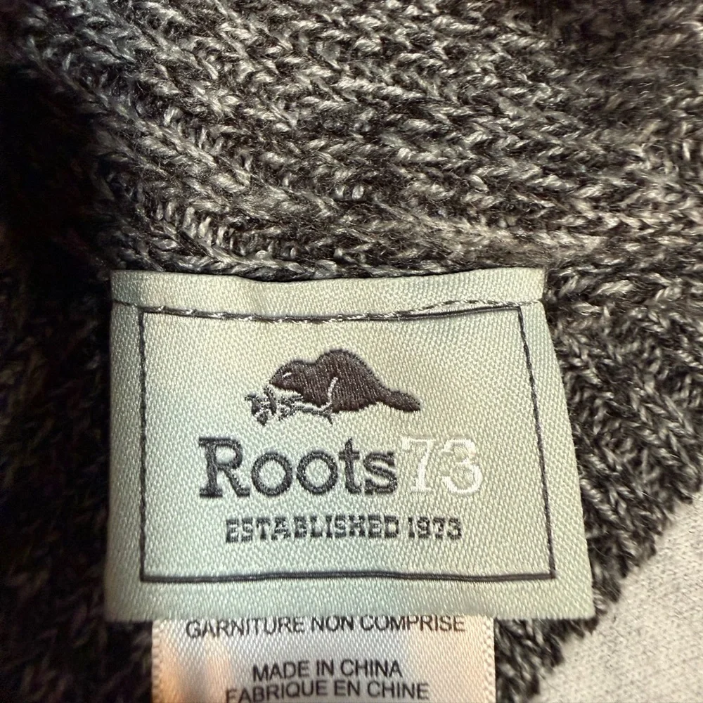 Roots73 Knit Scarf – Dark Grey Heather‎